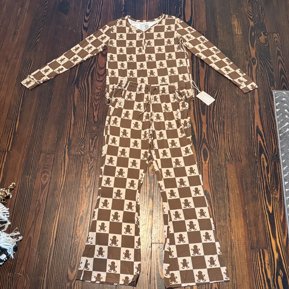 Forever French Gingerbread Checkerboard Womens Brown and Cream Pajama Set